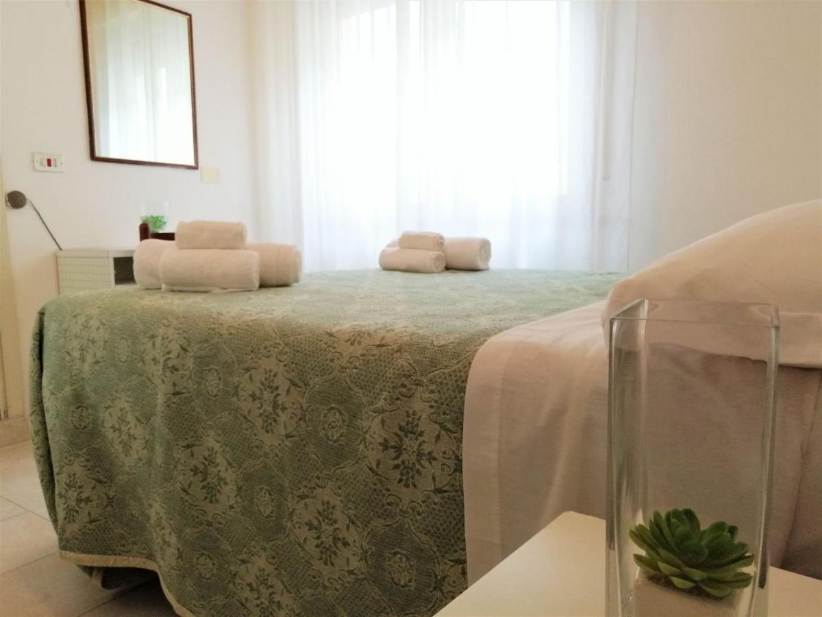 Hotel Alba Римини Екстериор снимка